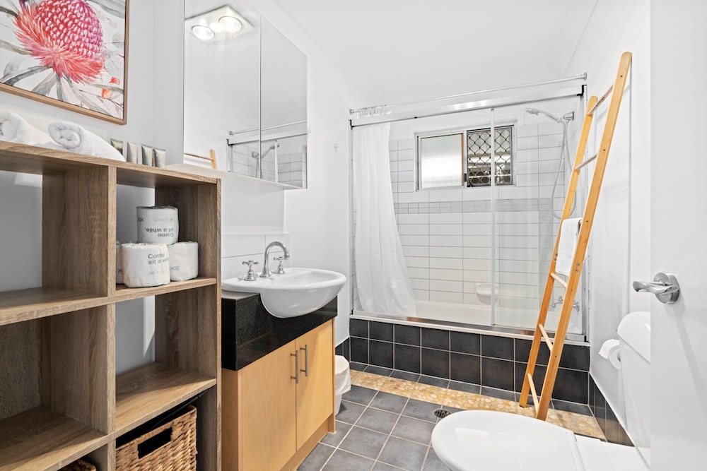 Spacious 3-bed House in Leafy Paddington