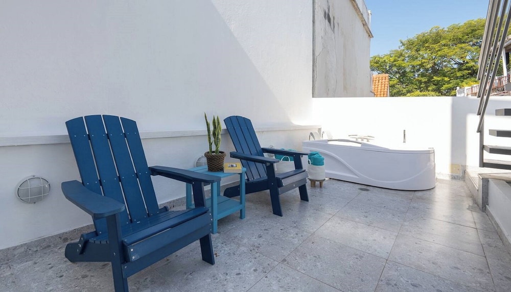 5ct-l 5 Bedroom House In Getsemani De Cartagena With Jacuzzi
