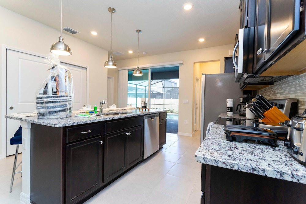 3312 LW 5-br Luxury Villa With Pool Disney Delight