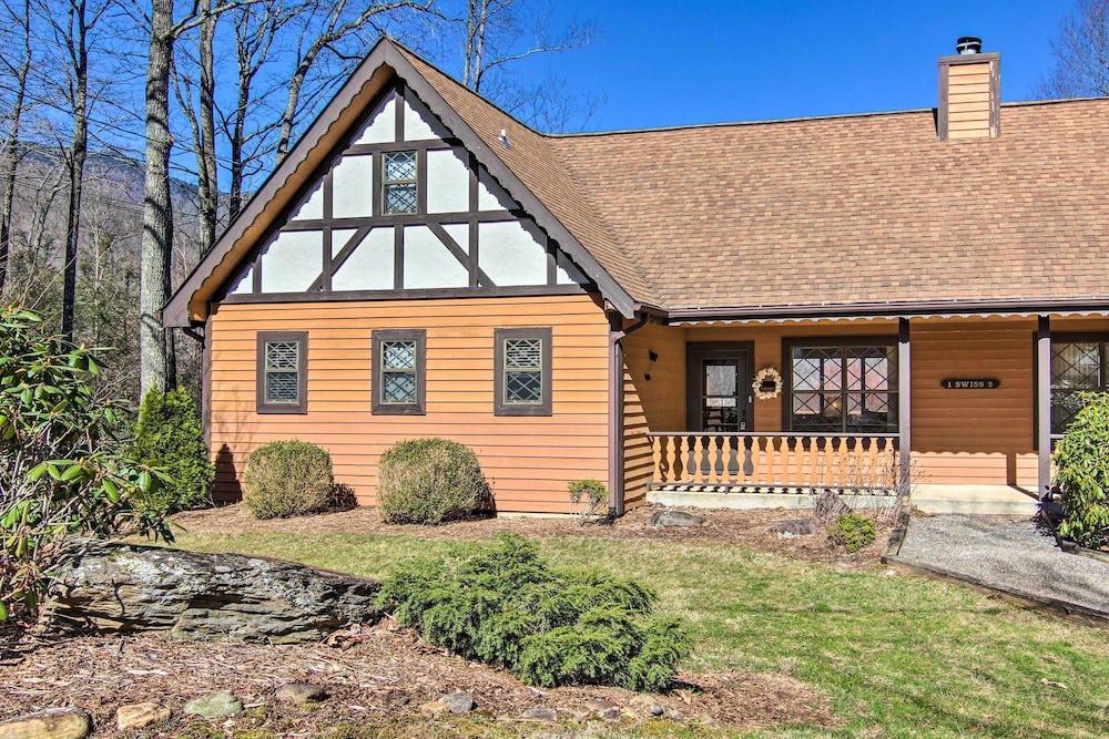 Furnished Deck + Mtn Views: Burnsville Cabin! view 3