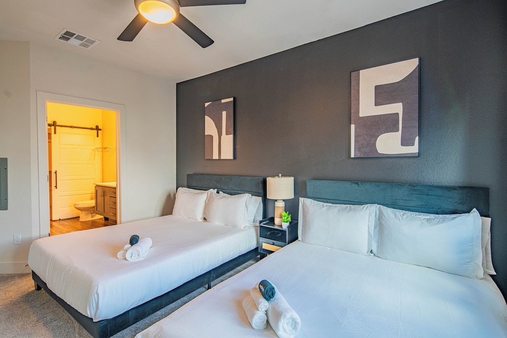 ROVE LIVING/KB - Scottsdale Grand