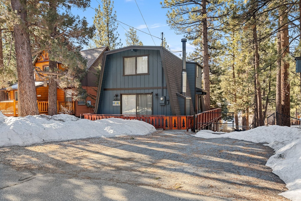 Hotel California Adventure Cabin - Image 1