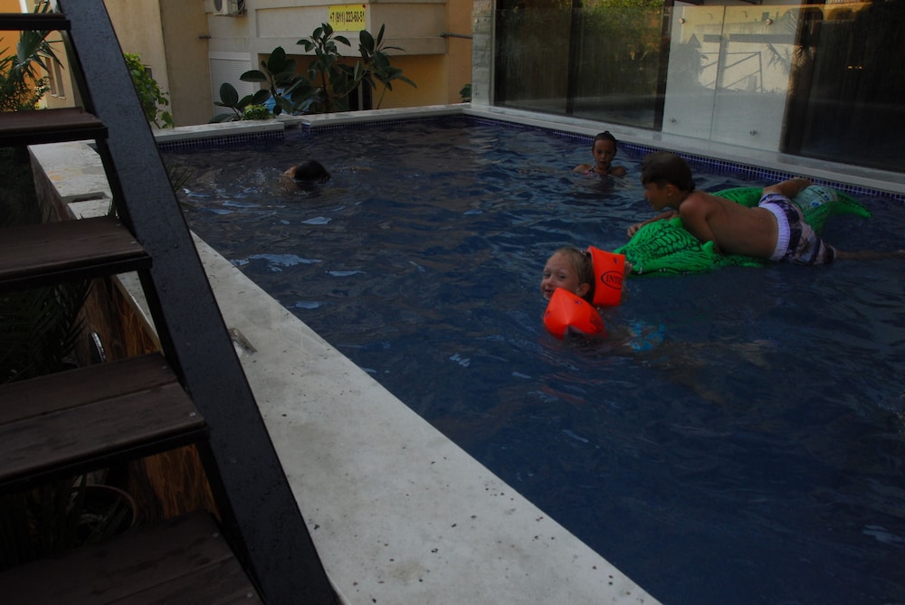 Photo 31