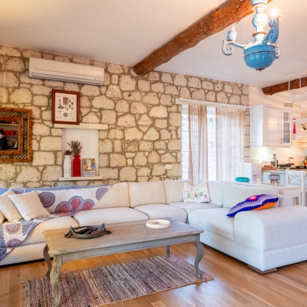 Luxury Duplex Villa w Pool and Garden in Alacati view 2