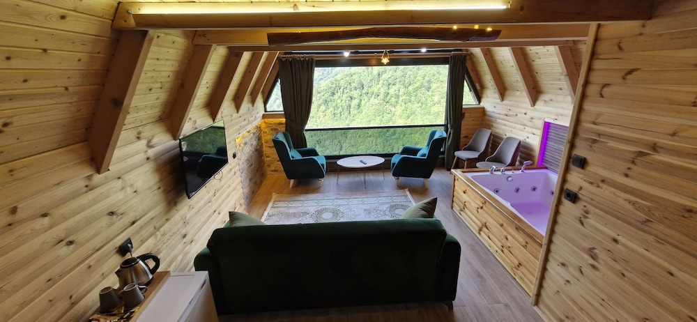 HAVALI SÜİT BUNGALOV