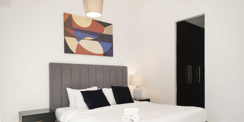 LUX The Cayan Superior Suite 2