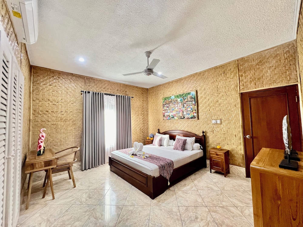 Villa Tiga Naga Sanur