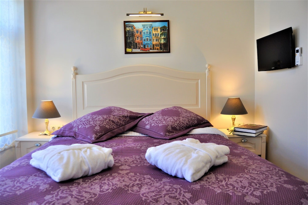 Emil House Apart Hotel