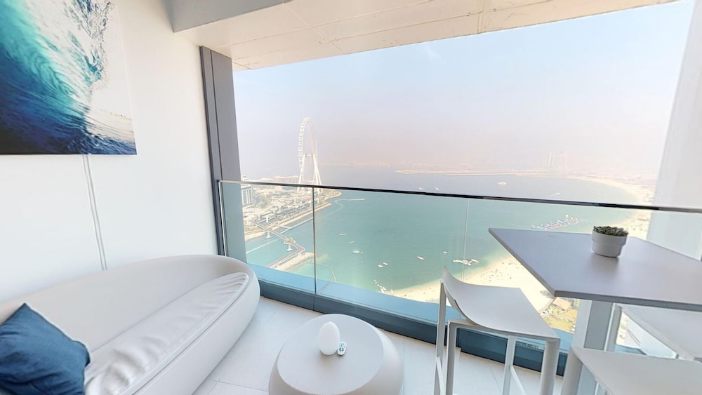 2BR Beachfront Apt w Ain Dubai Views at JBR