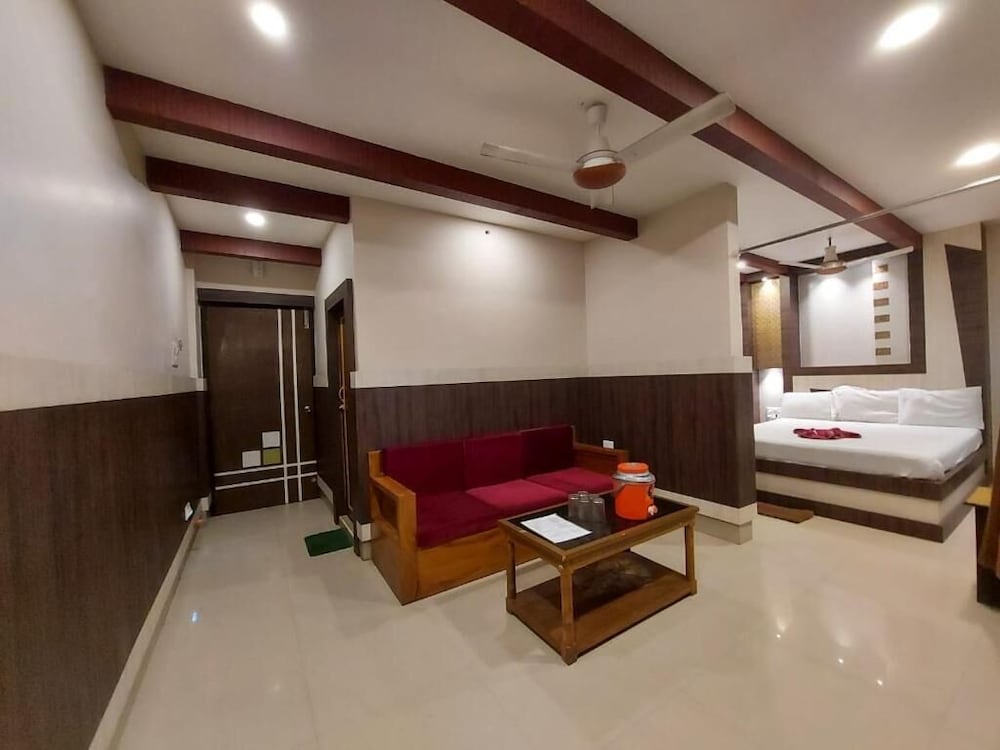 Ananya Hotel