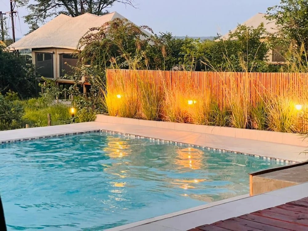 Xhabe Safari Lodge - Chobe