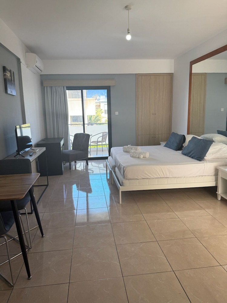 Suite 005 at Valentina Apartments Paphos Cosy Comfort for Two