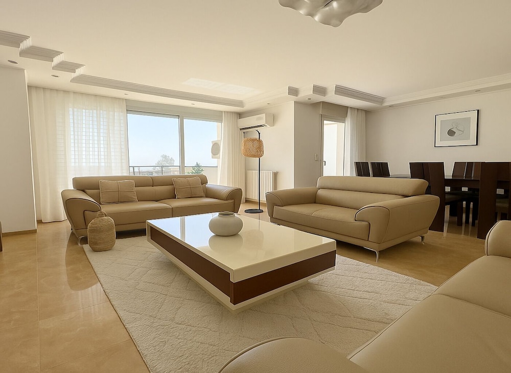 Spacieux Appartement à Hydra