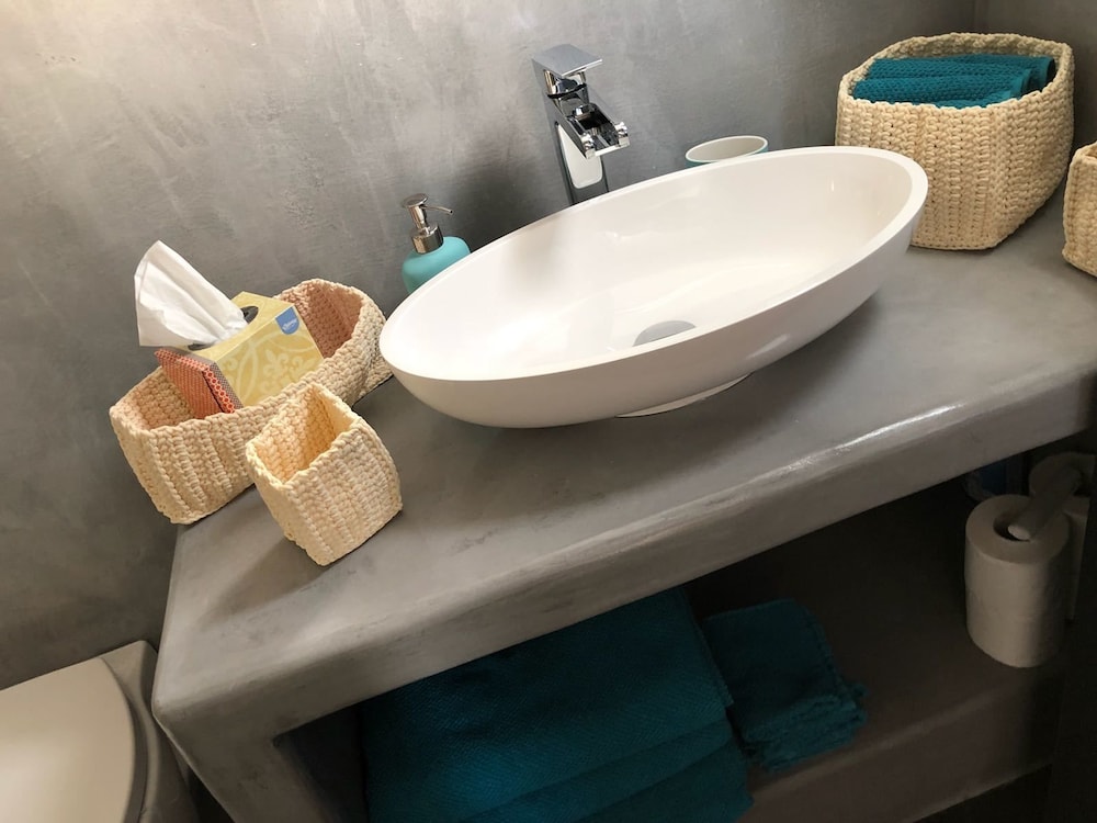 The Luna Suites
