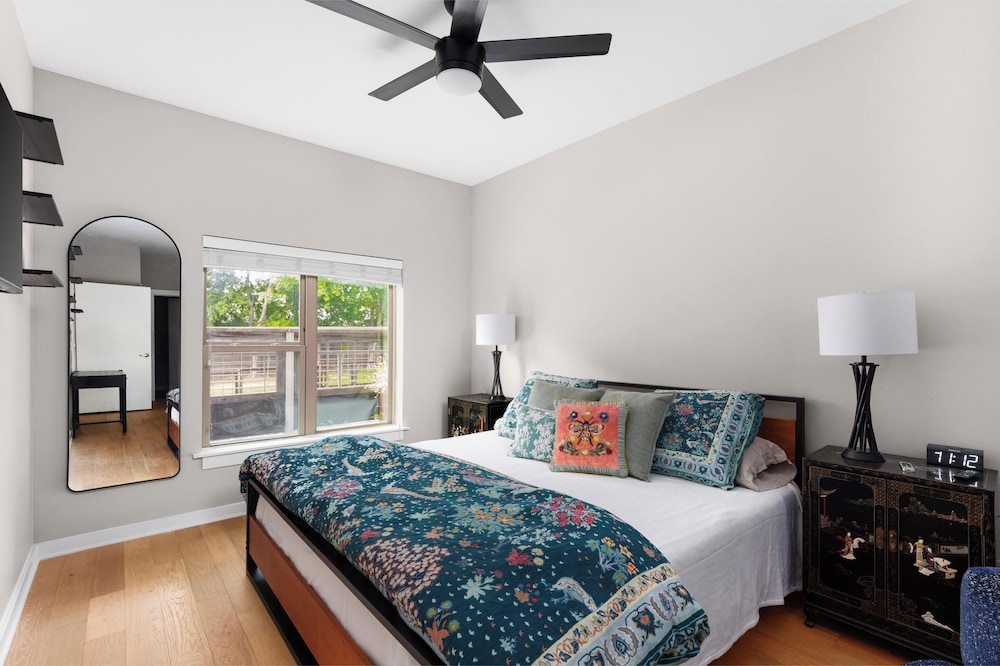 Rare 2BR in Prime Location