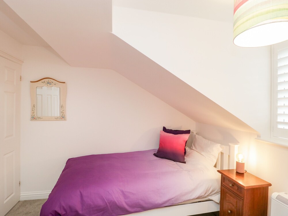14 Lyme Mews view 5