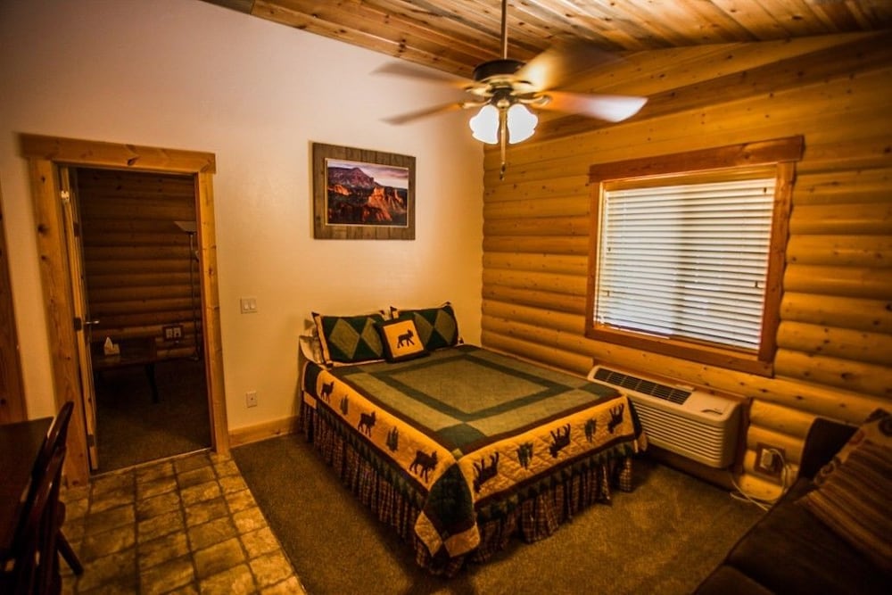 Bryce Country Cabins
