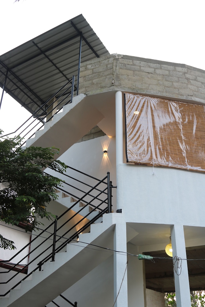 The Villa Sea Breeze