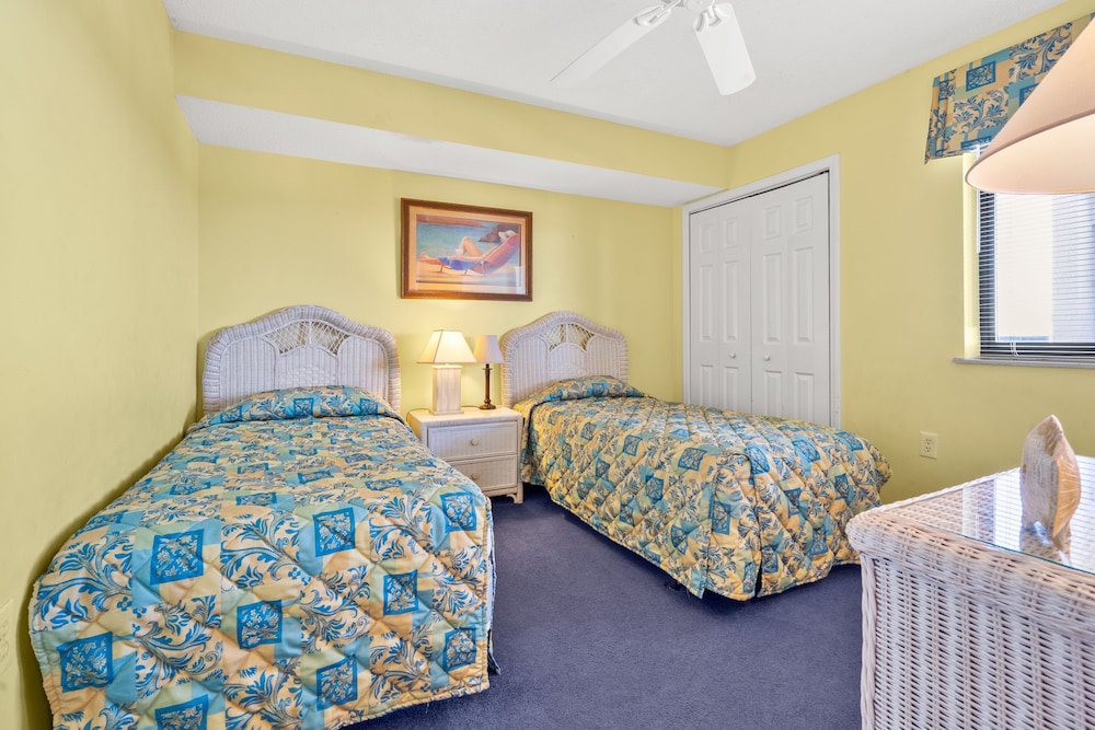Ocean Bay Club 909 by RedAwning
