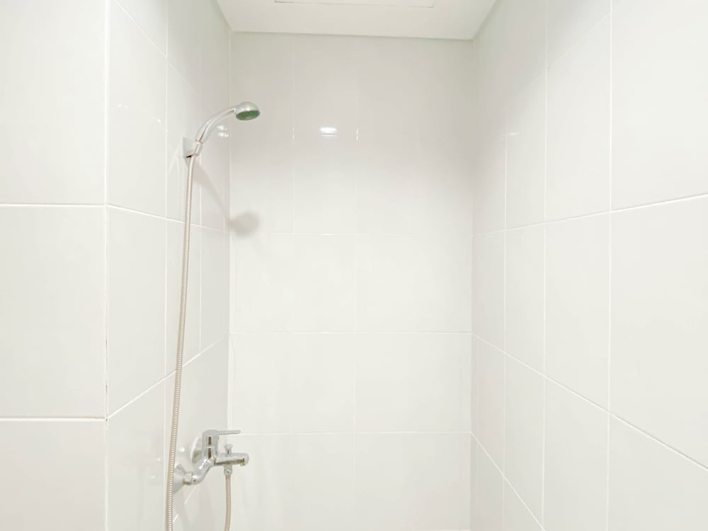 Basic Look Studio Near Bekasi Station At Patraland Urbano Apartment