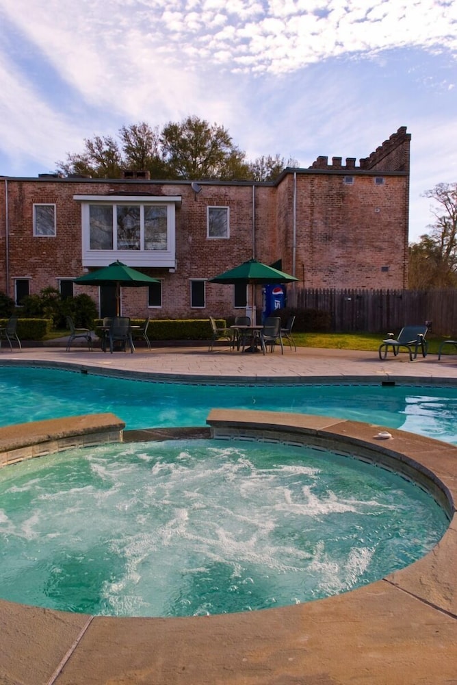 Dunleith Historic Inn