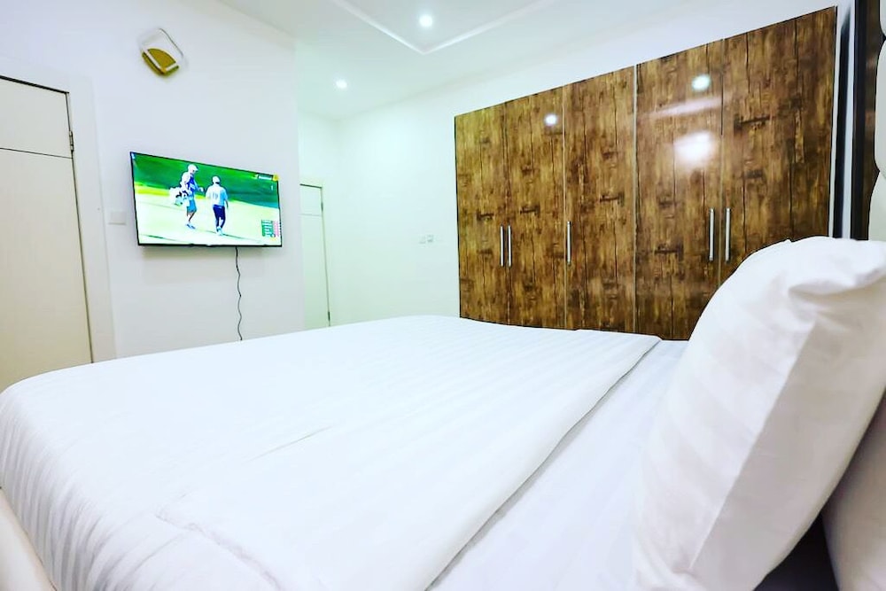 15 Sule Olusesi Rd view 4