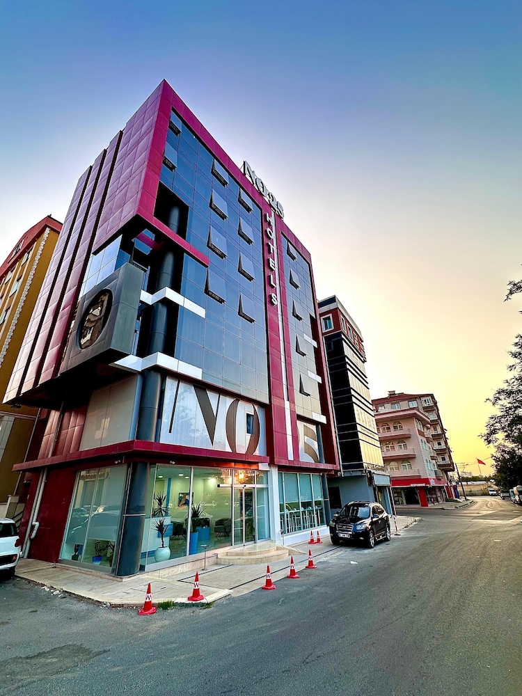 No25 Hotels