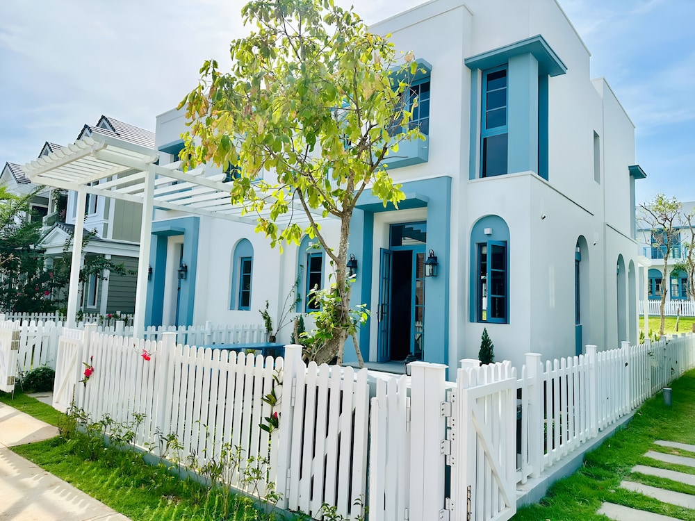 Luxury 3 br Windsea Villa - Novaworld PT