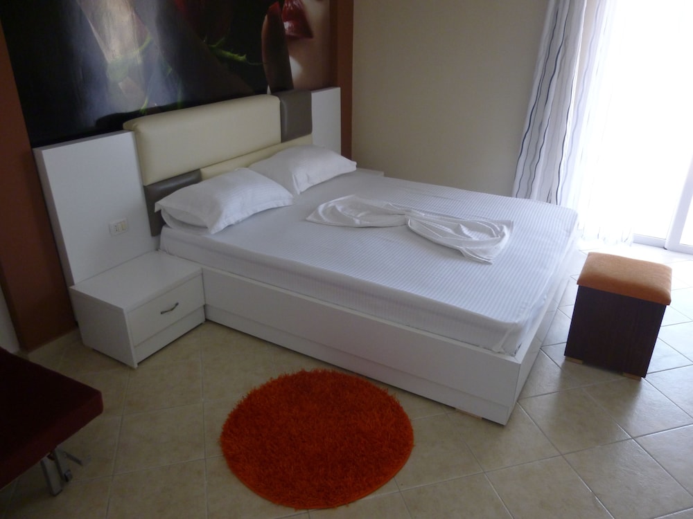 Ideal Aparthotel