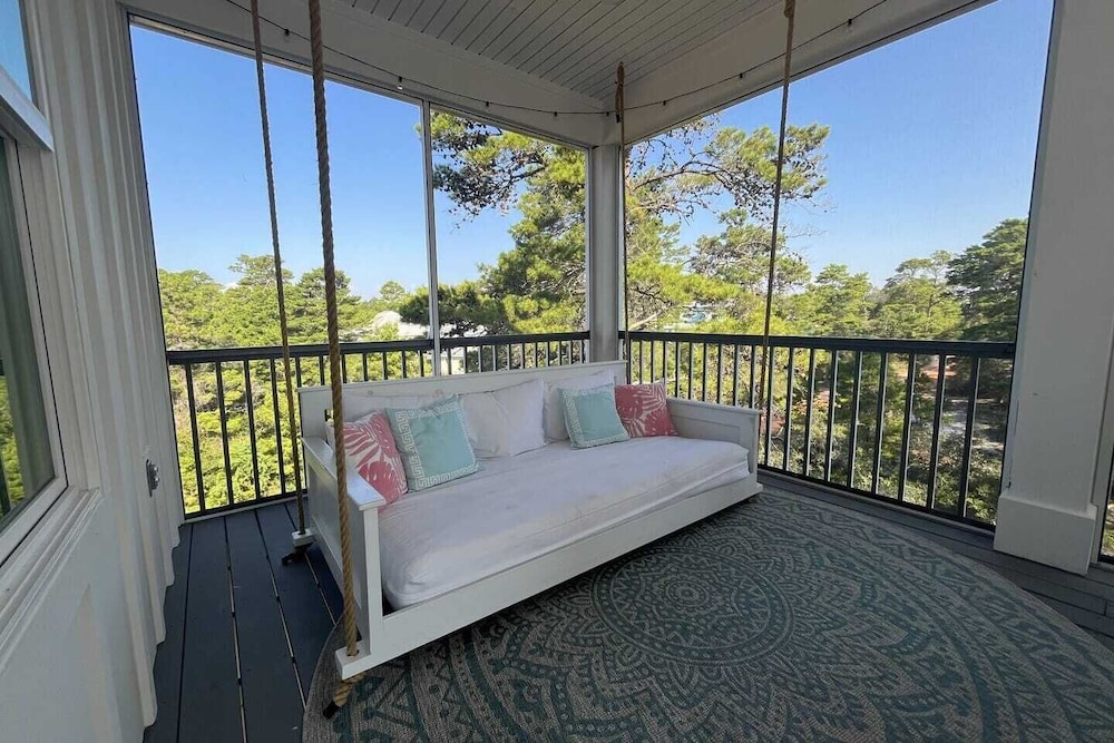Newly Built, Walk to Dune Allen Beach, Pool 30A Ocean Pearl by Avantstay