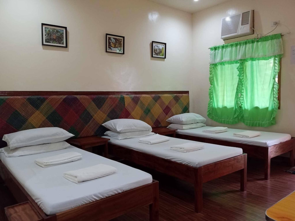 Room-camiguin Lanzones Resort Quadruple
