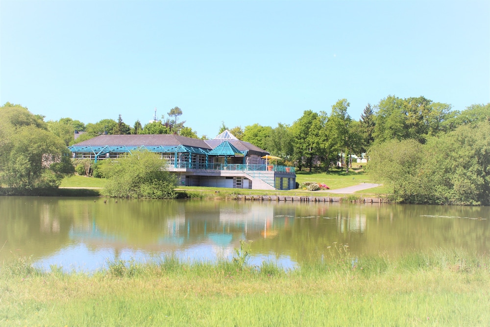 Camping Le Val de Landrouet view 4
