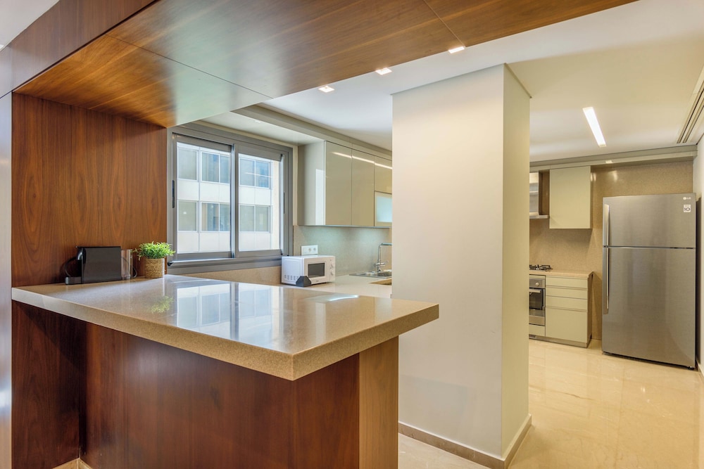 Solidere Lavish Apartments in Downtown Beirut