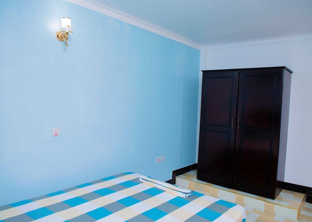 Lamada Apartments view 3