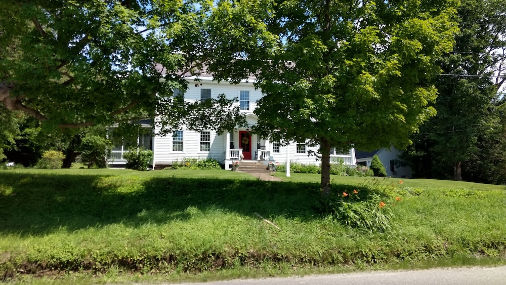 Photo 33
