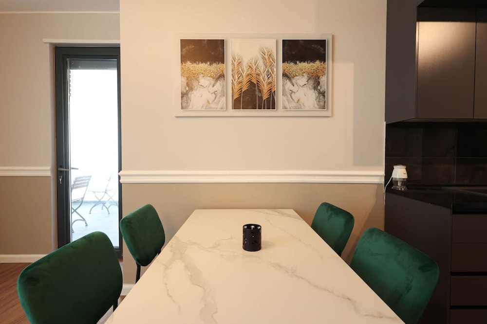 Grandstay Apartments 002