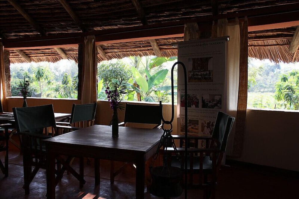 Kiboko Lodge