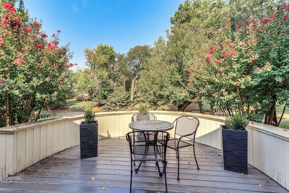1 Mi to OU! Group Getaway w/ Game Room, Pool