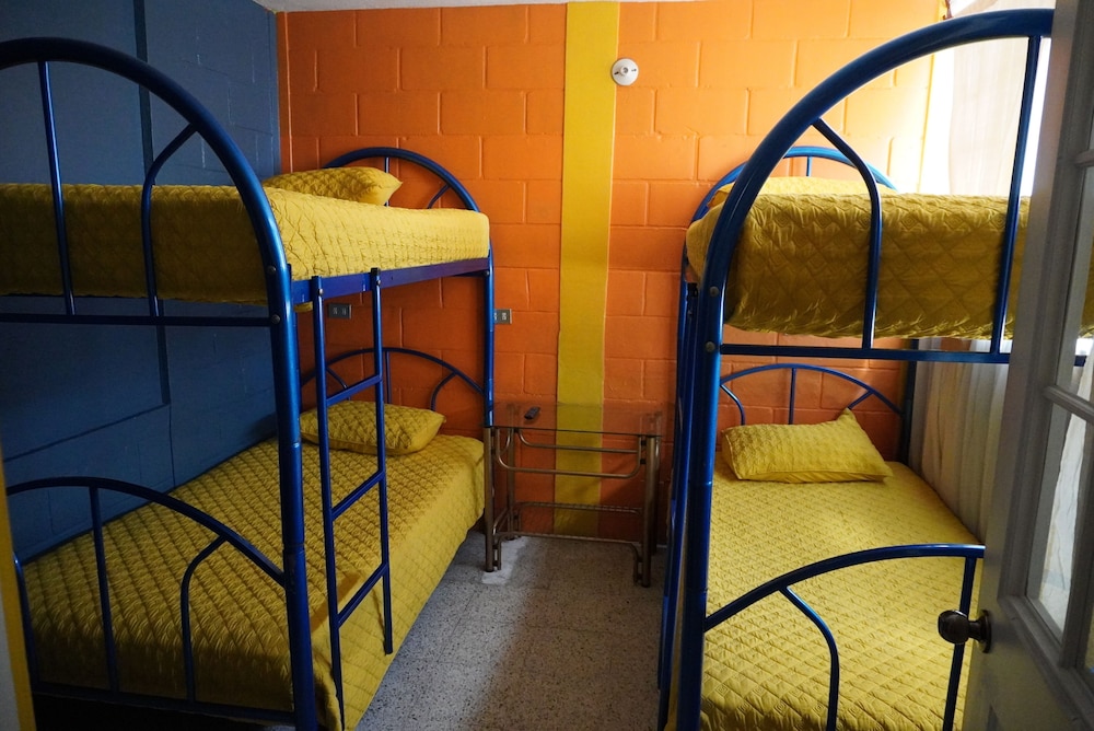 Hostal Guatefriend's - Hostel
