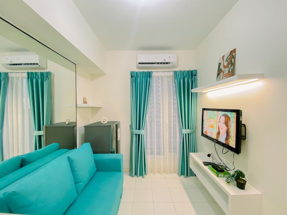 Good Place and Comfy 2BR at Podomoro Golf View Apartment