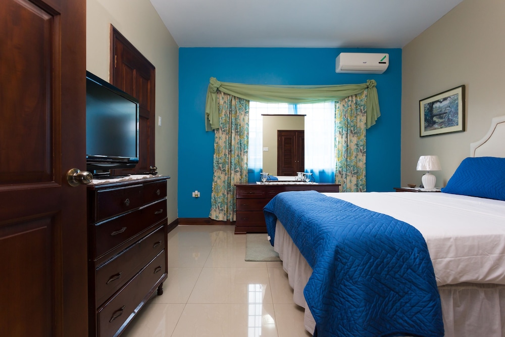 New Kingston Guest Apartment at Inglaterra III view 3