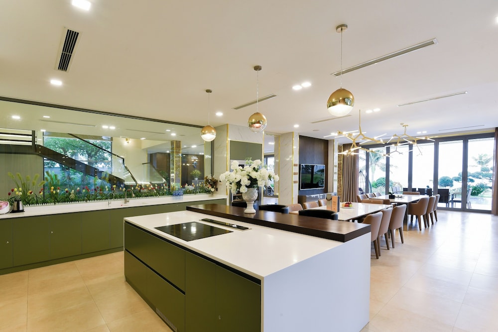 The Ocean Villa Da Nag By Abogo