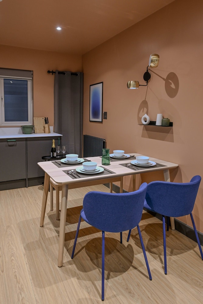 2-bedroom Flat Close to Angel Stn and Regent Canal