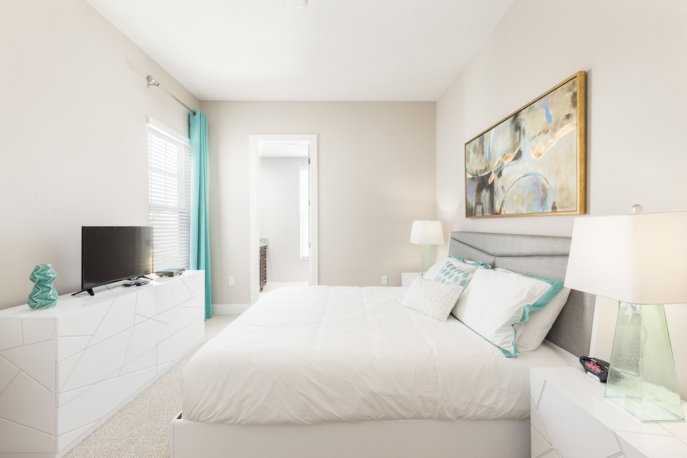 Summerville Vacation Homes by Columbia Management