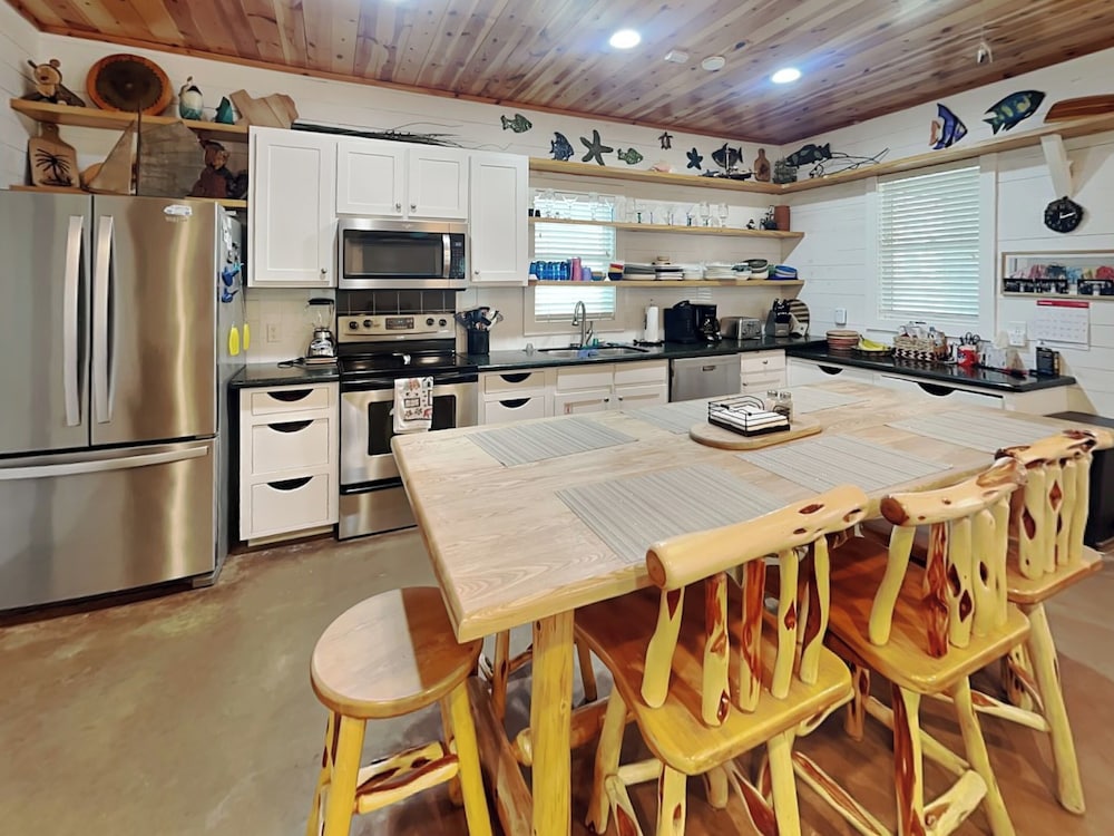 Seacasa 18 by Silver Sands Vacation Rentals