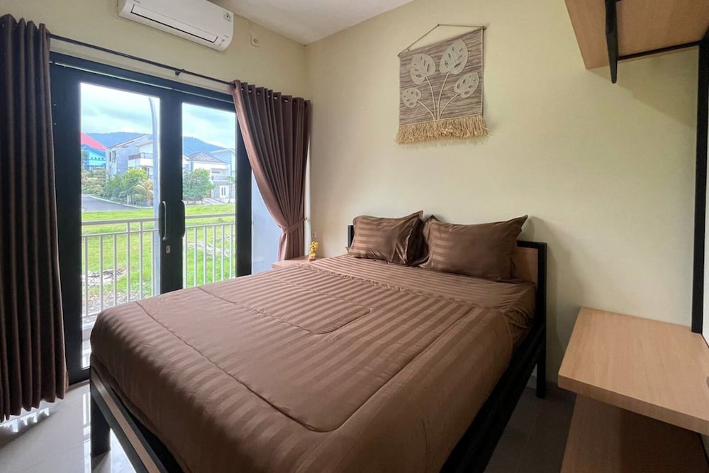 Deceva by Panorama Villas
