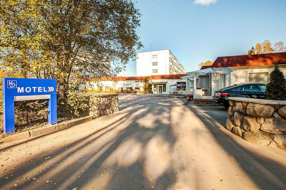 Kirovskie Dachi Motel