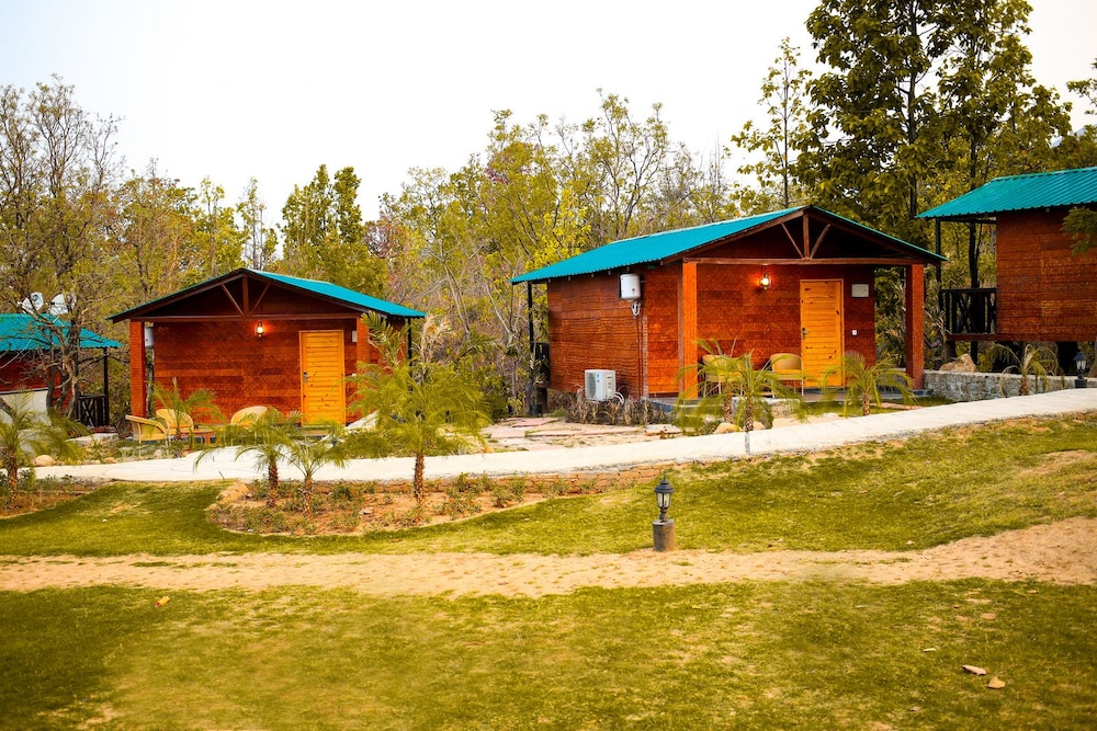 Sitabani Jungle and Spa Resort