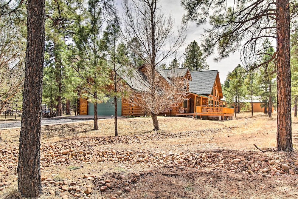 Family Game Room: Spacious Overgaard Cabin
