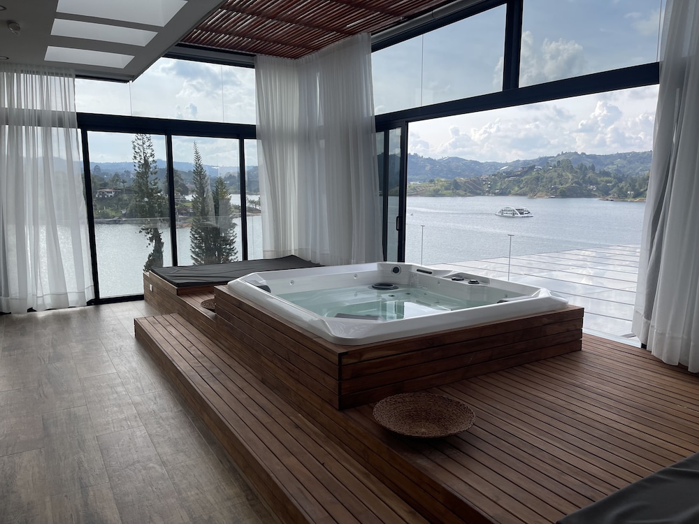 Vivanti Resort 73
